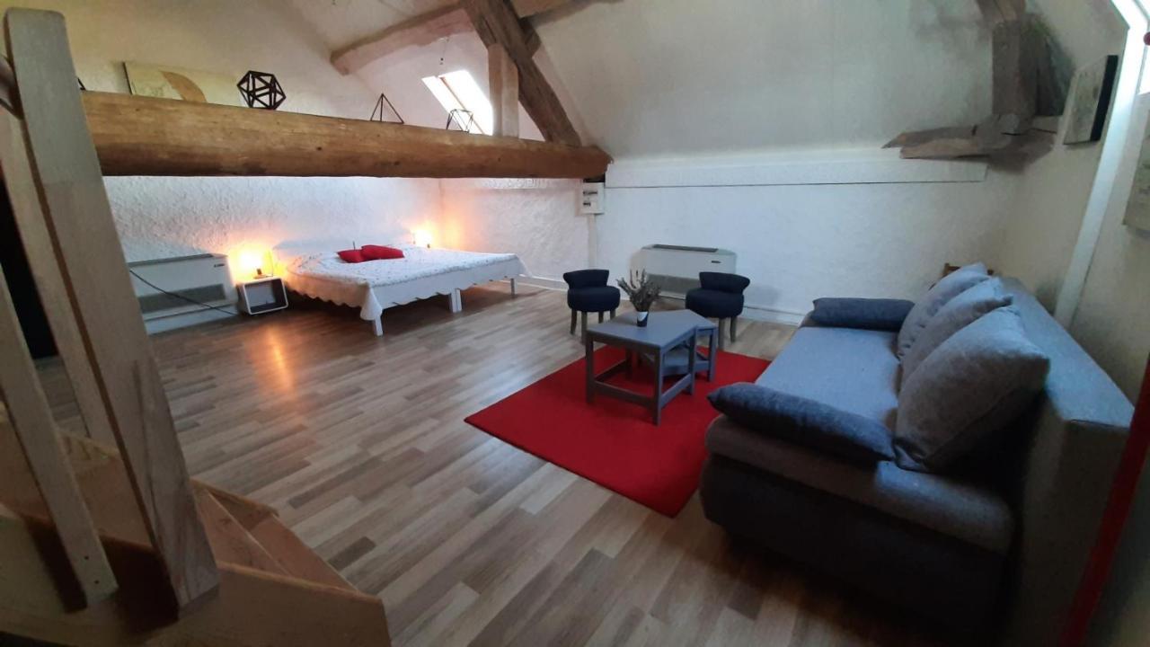 Gîte Chez Léo Varennes-sur-le-Doubs Exterior foto